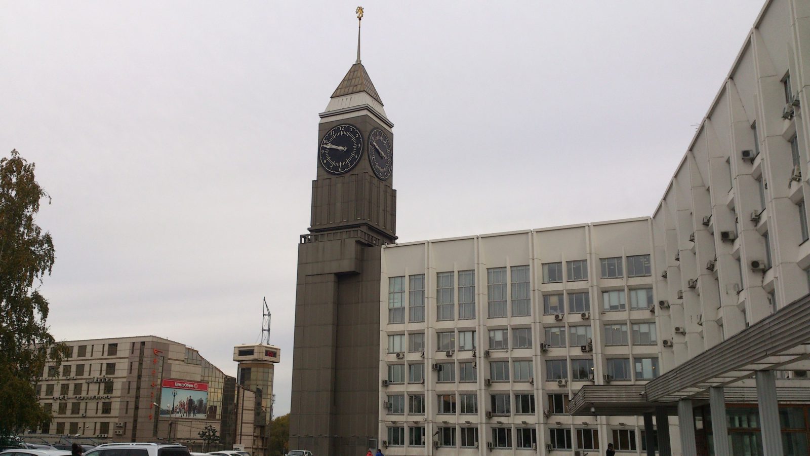 8 00 00 gmt по красноярску. Биржевые часы на рабочий стол. Красноярск башня «красноярский биг-бен». 8 00 00 gmt по красноярску. Башня биг бен красноярск.