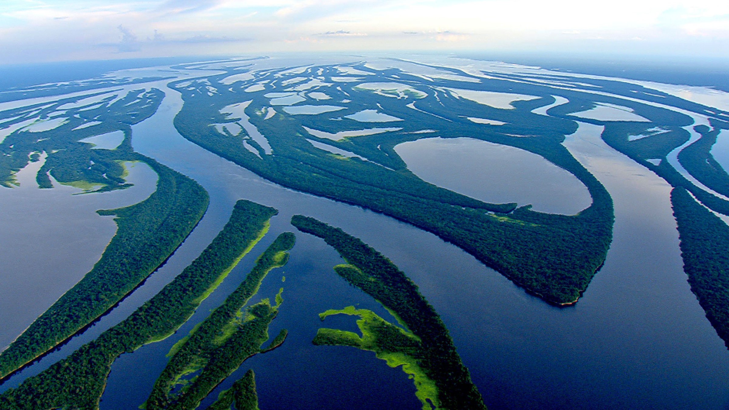 Реки на планете земля. Амазонка река Укаяли. Миссисипи Амазонка Парана. Река Амазонка самая полноводная река в мире. Укаяли река в Южной Америке.