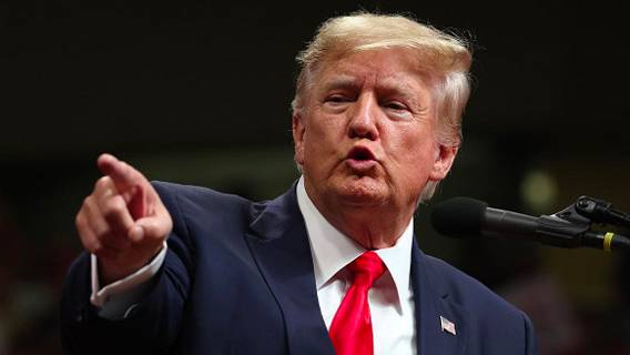 Вот просили республиканцы Трампа подождать с объявлением о своем участии в президентских выборах