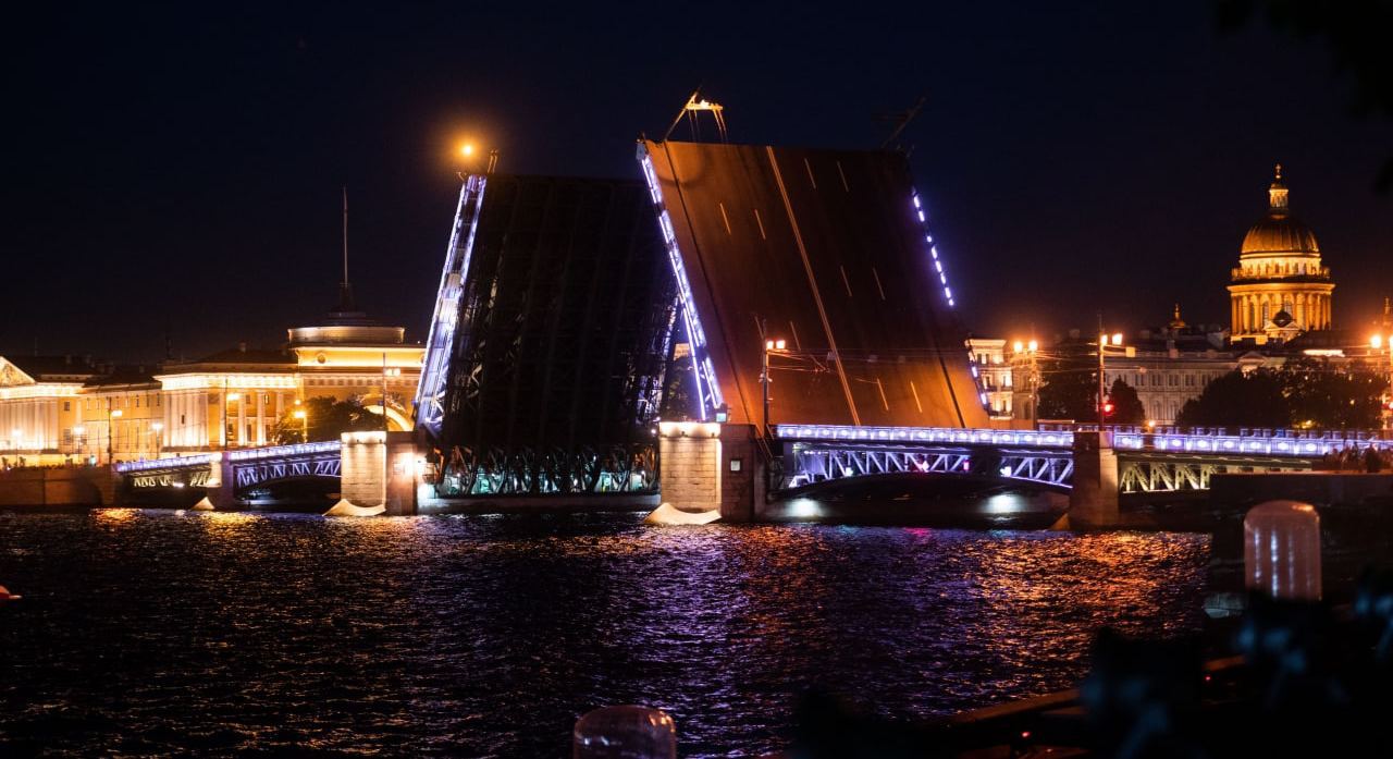 Дворцовый мост разводные мосты Санкт-Петербурга