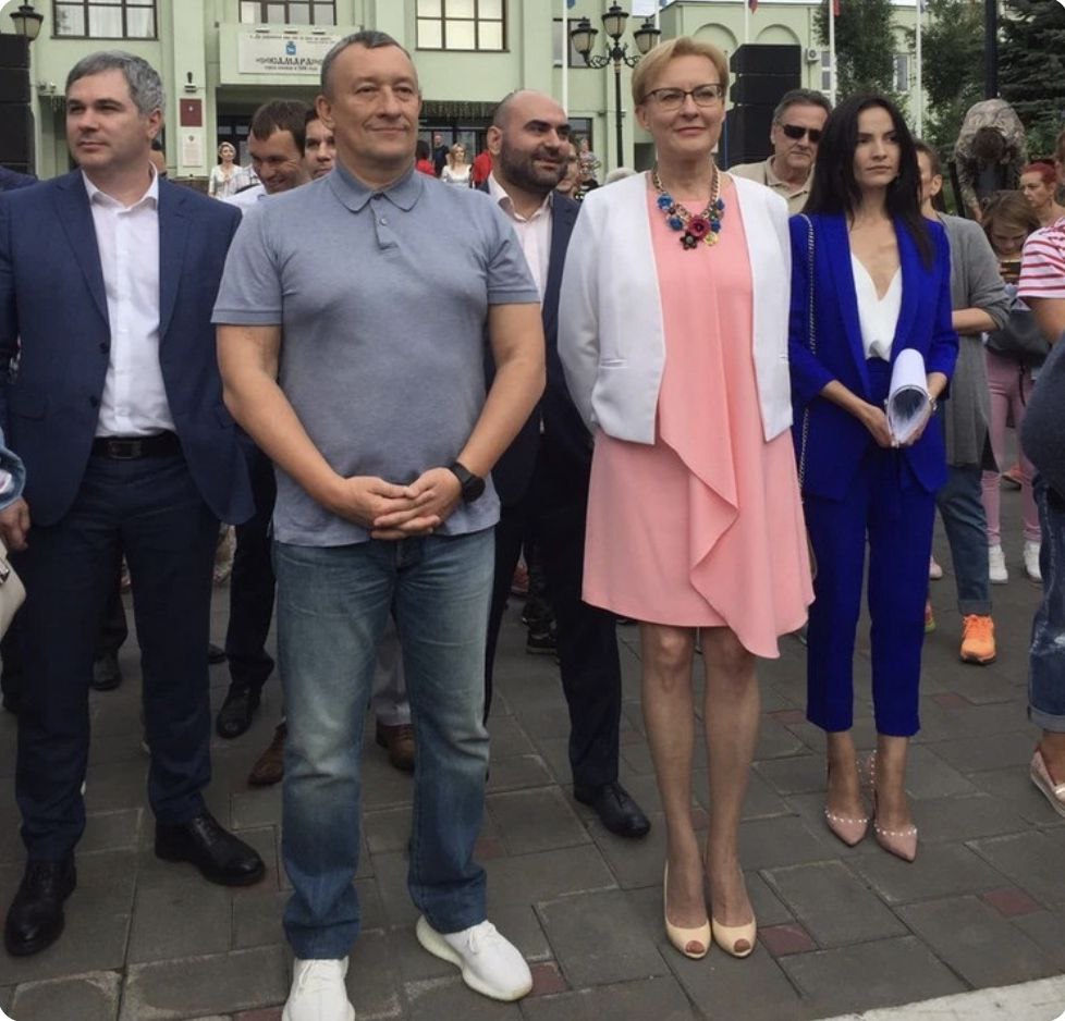 Елена лапушкина самара биография семья дети
