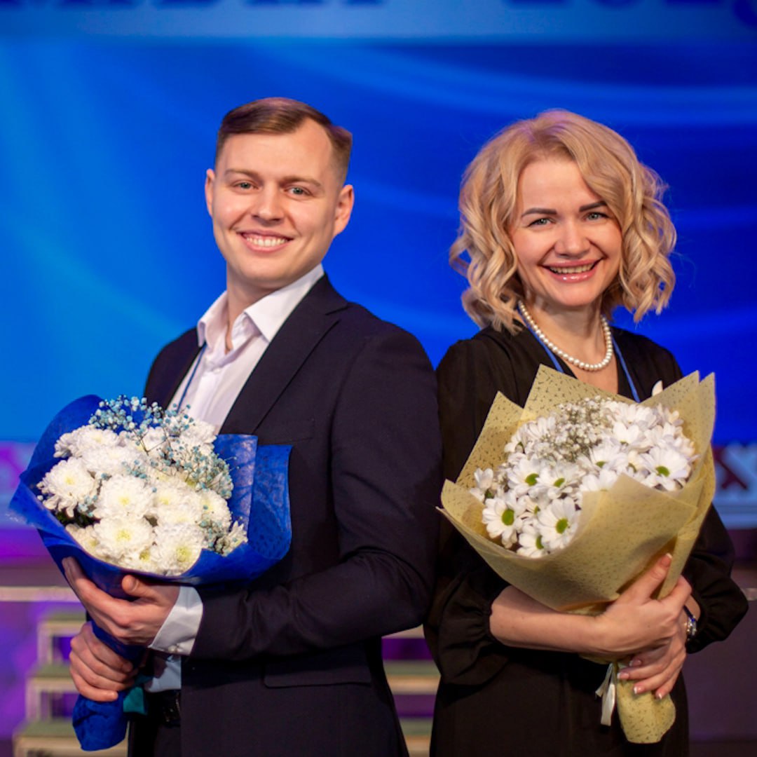 Губернатор янао год экологии. Жена губернатора янао. Год педагога. Человек года янао 2024. Человек года янао 2024.