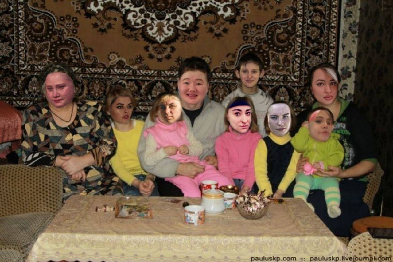 Старый портрет семьи. Семья естественная. Старый портрет семьи. Семья 1900. Старый портрет семьи.