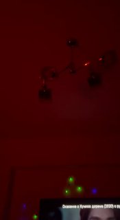 Тряхнул 18. Прыгает на скакалке гиф. Девушка прыгает на скакалке. Лисьи глазки ботоксом. Тряхнул 18.